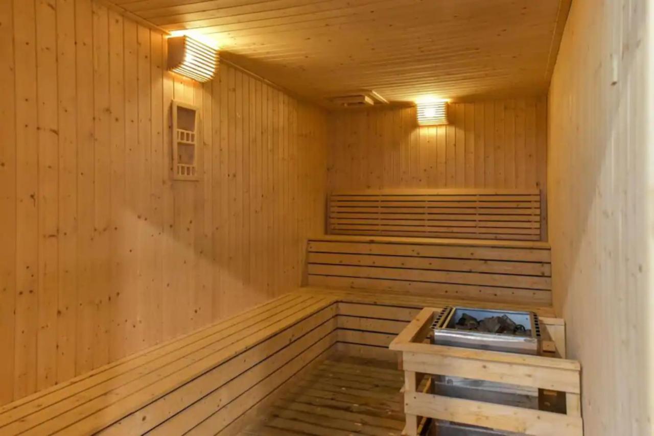 Robertson Cozy 3 Bedroom Family Suite With Netflix Κουάλα Λουμπούρ Εξωτερικό φωτογραφία